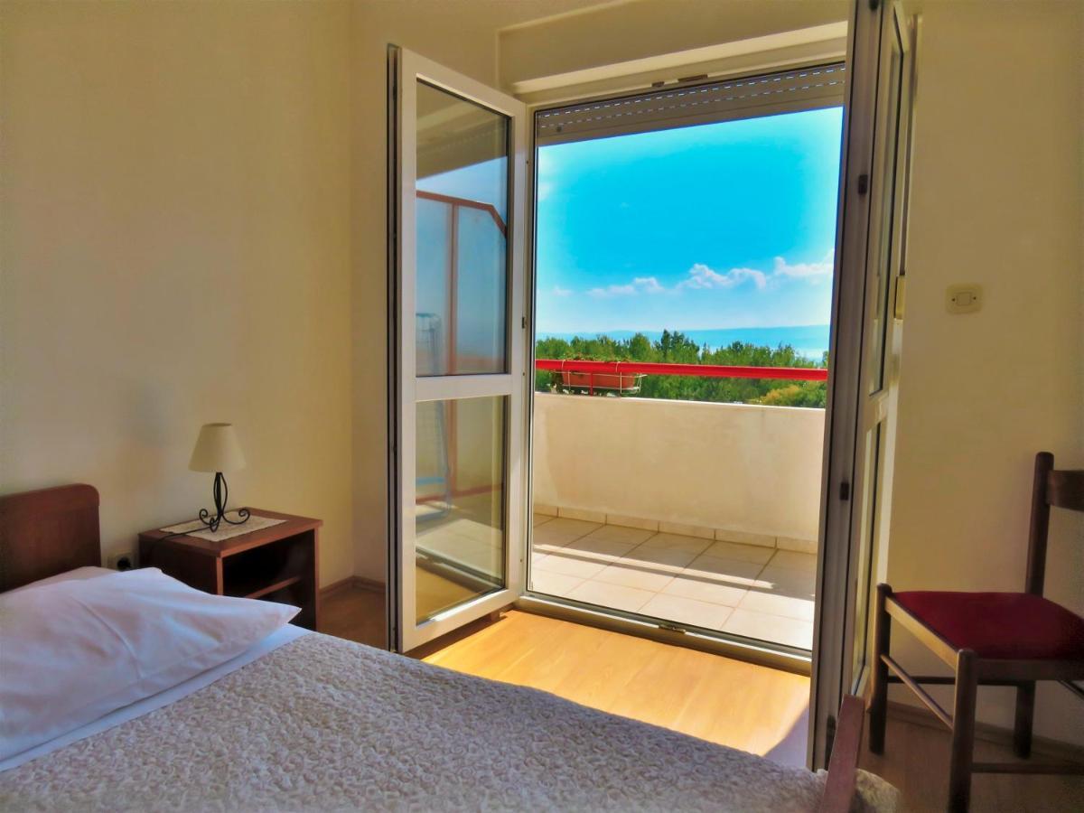Apartments Zvone Omis Exterior photo